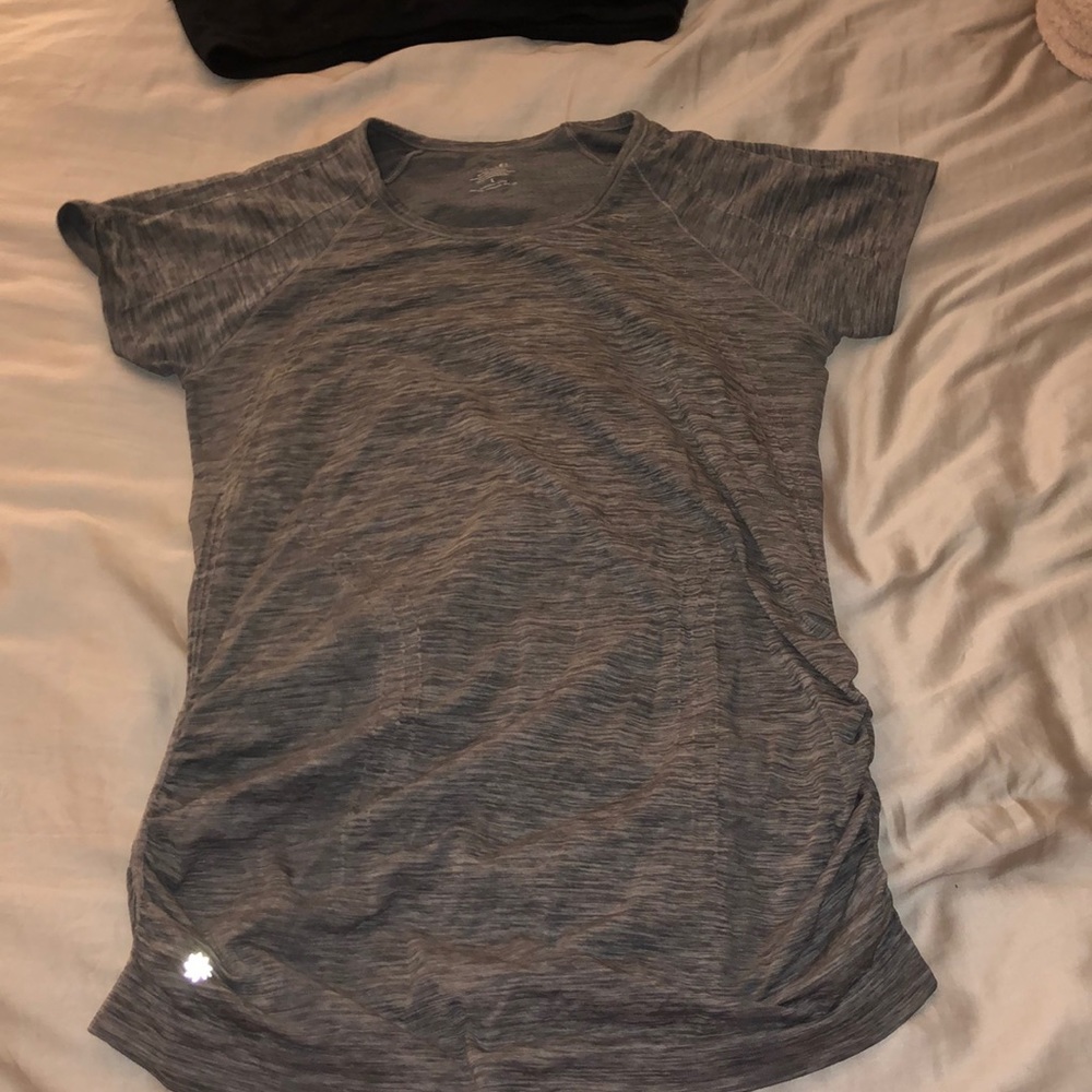 Athleta top!